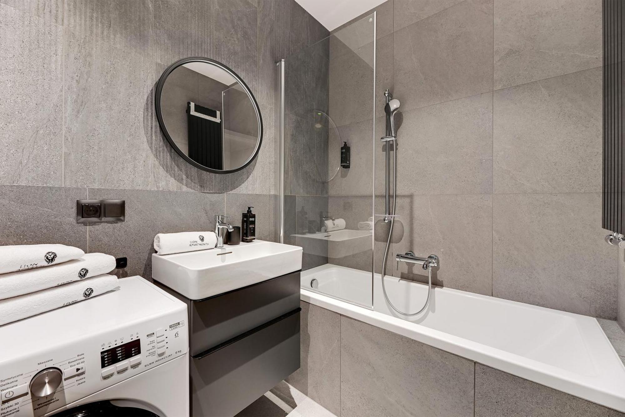 Scala City Center Magic Apartments With Parking By Lion Apartments Gdansk Ngoại thất bức ảnh