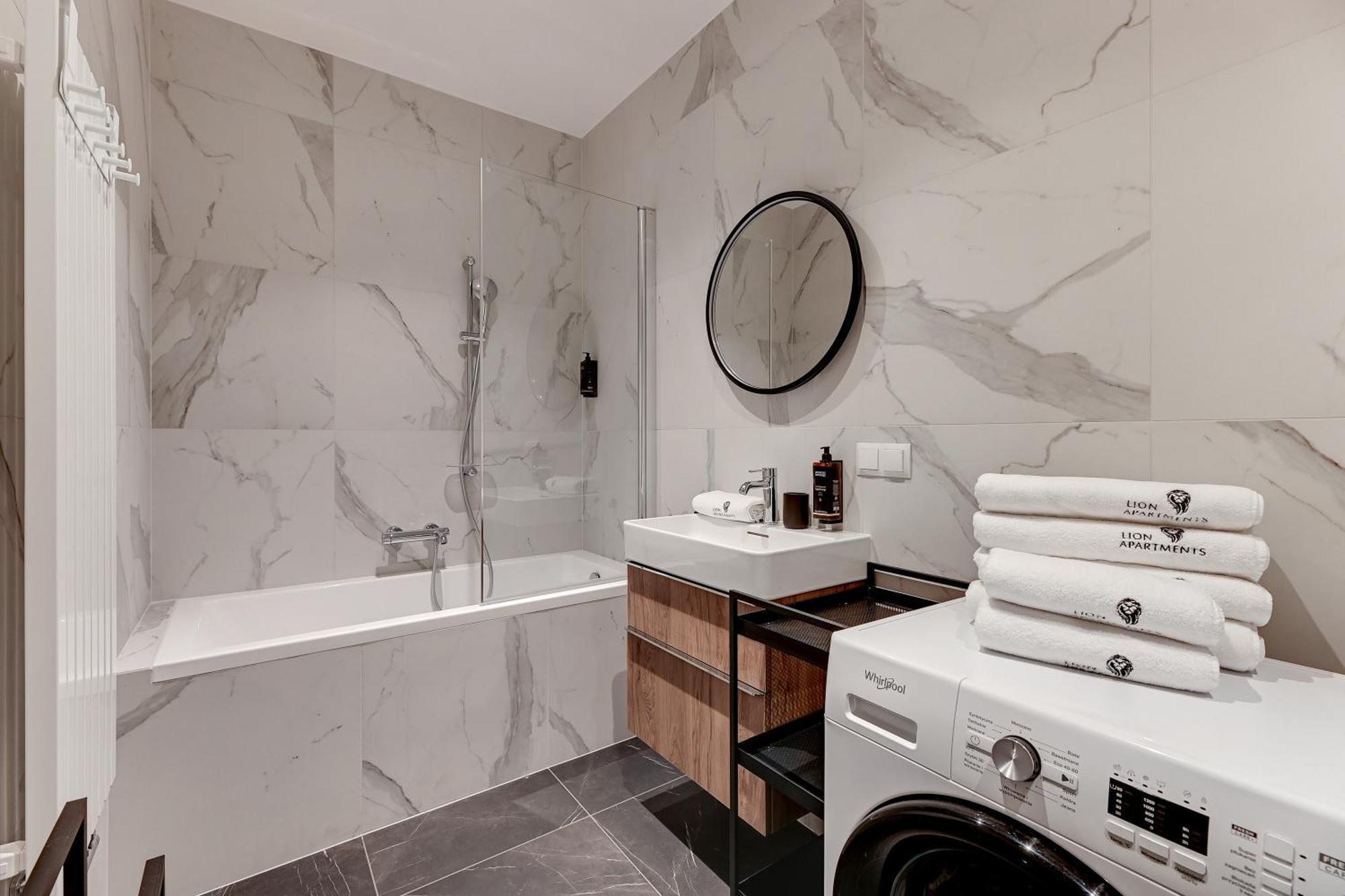 Scala City Center Magic Apartments With Parking By Lion Apartments Gdansk Ngoại thất bức ảnh